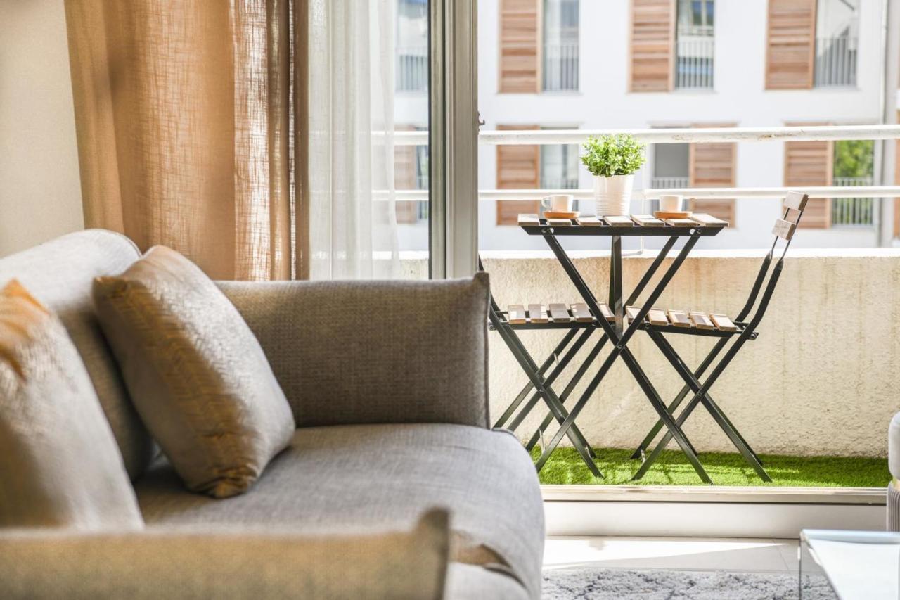 Appart Standing 2 Chambres Avec Balcon Et Parking Marseille Luaran gambar